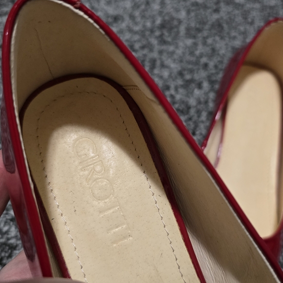 Girotti Classic Heeled Shoes 28637 Patent Cherry Red Gold Heel Pumps - Picture 4 of 10